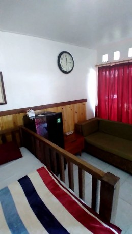 Kamar Kos Renon