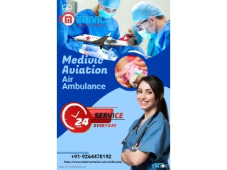 Medivic Aviation Air Ambulance Service in Lucknow with Medical tool