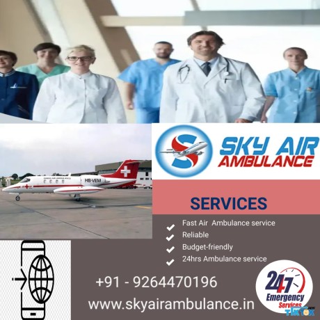 sky-air-ambulance-provides-life-care-support-in-agra-big-0