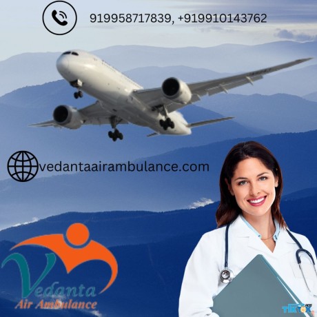 choose-vedanta-air-ambulance-service-in-allahabad-with-a-healthcare-competent-doctor-team-big-0