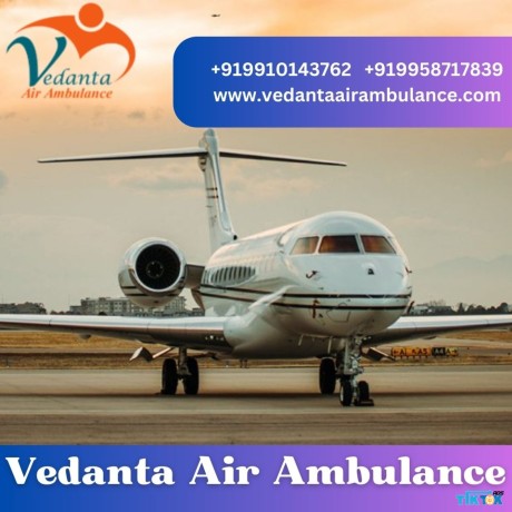 book-vedanta-air-ambulance-from-guwahati-with-proper-healthcare-facility-big-0