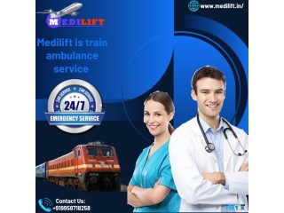 Travel with Medilift Train Ambulance in Mumbai with Appropriate Medical tools