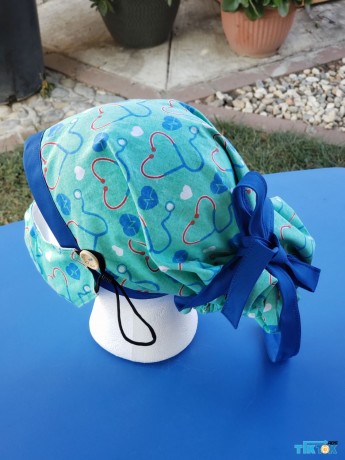 scrub-cap-with-hair-pins-and-buttons-blue-stethoscope-heartbeat-pattern-big-4